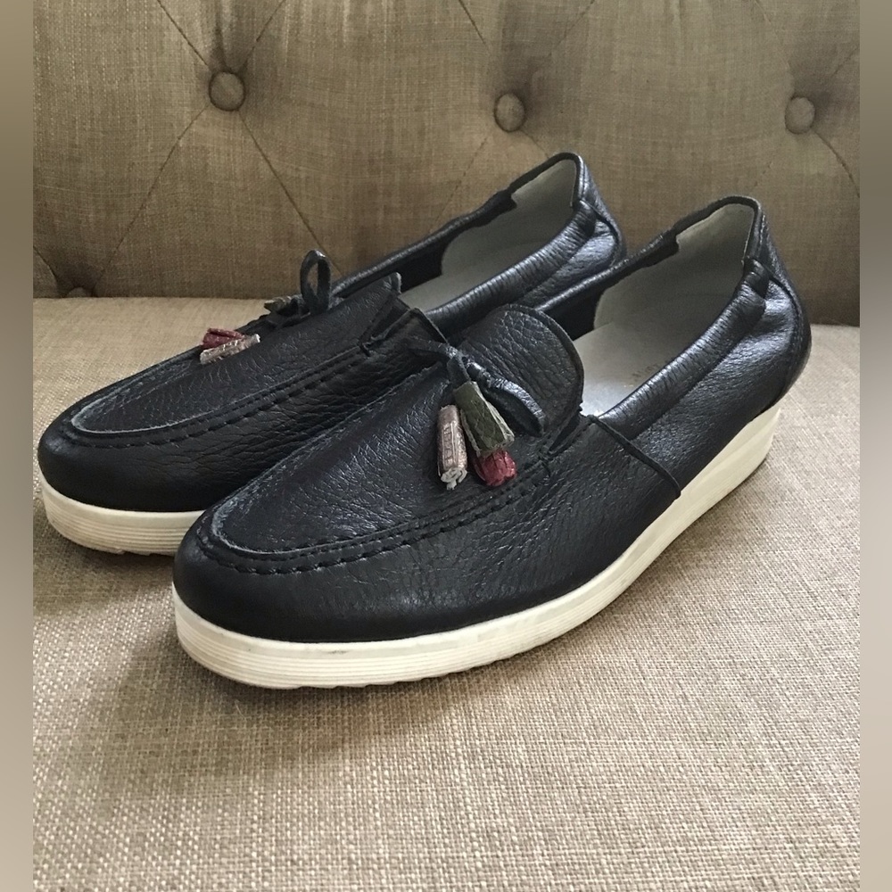 Vitaform Shoes Tasseled Leather Black Size 40 US 9